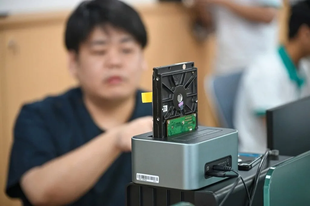 Bảo vệ kho tư liệu số trước nguy cơ thất thoát dữ liệu: Tổ chức văn hóa tại Tokushima lựa chọn F-DDH BOX