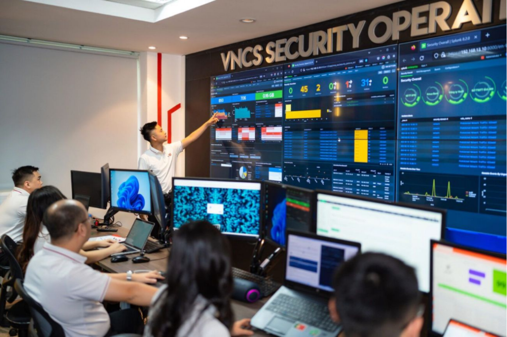 VNCS Global cung cấp SOC, pentest, ứng phó sự cố và đánh giá xem hệ thống đã bị xâm nhập hay chưa.